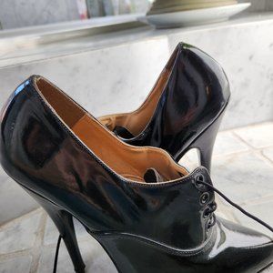 5" + sky high Oxford heels, true patent leather, 7.5